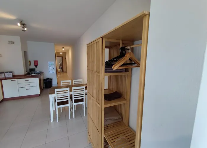 Spinola Bayview Apartment